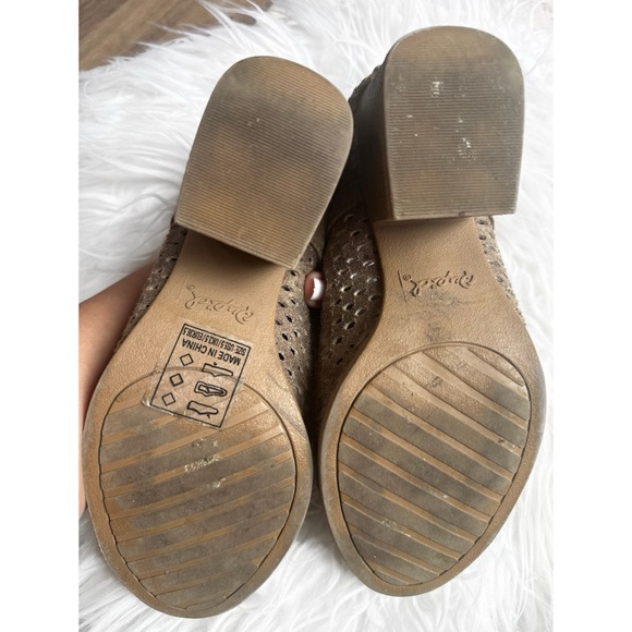 Qupid Ankle Peep Toe Booties - Picture 5 of 5